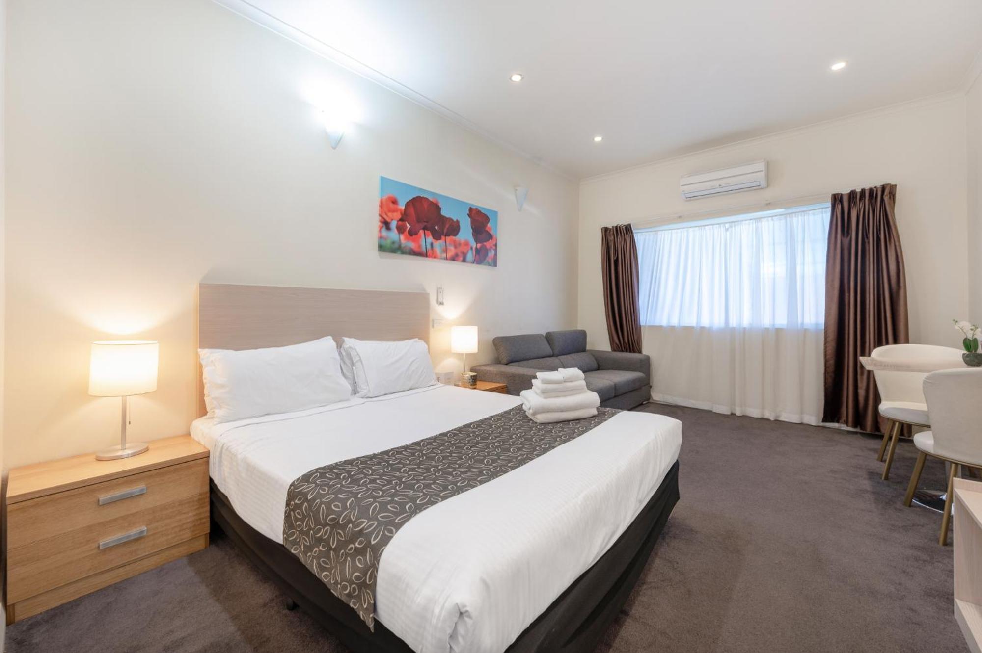 Adelaide Granada Motor Inn Dış mekan fotoğraf