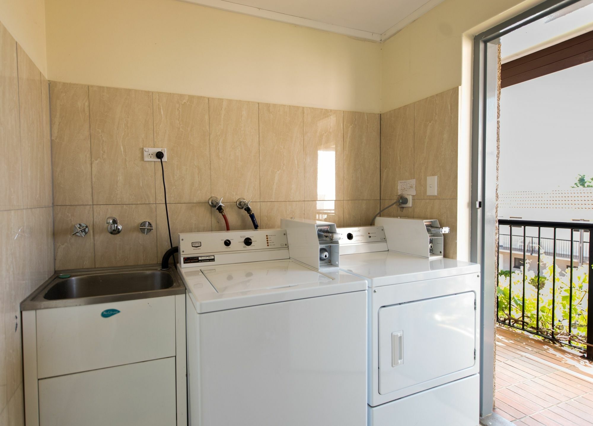 Adelaide Granada Motor Inn Dış mekan fotoğraf