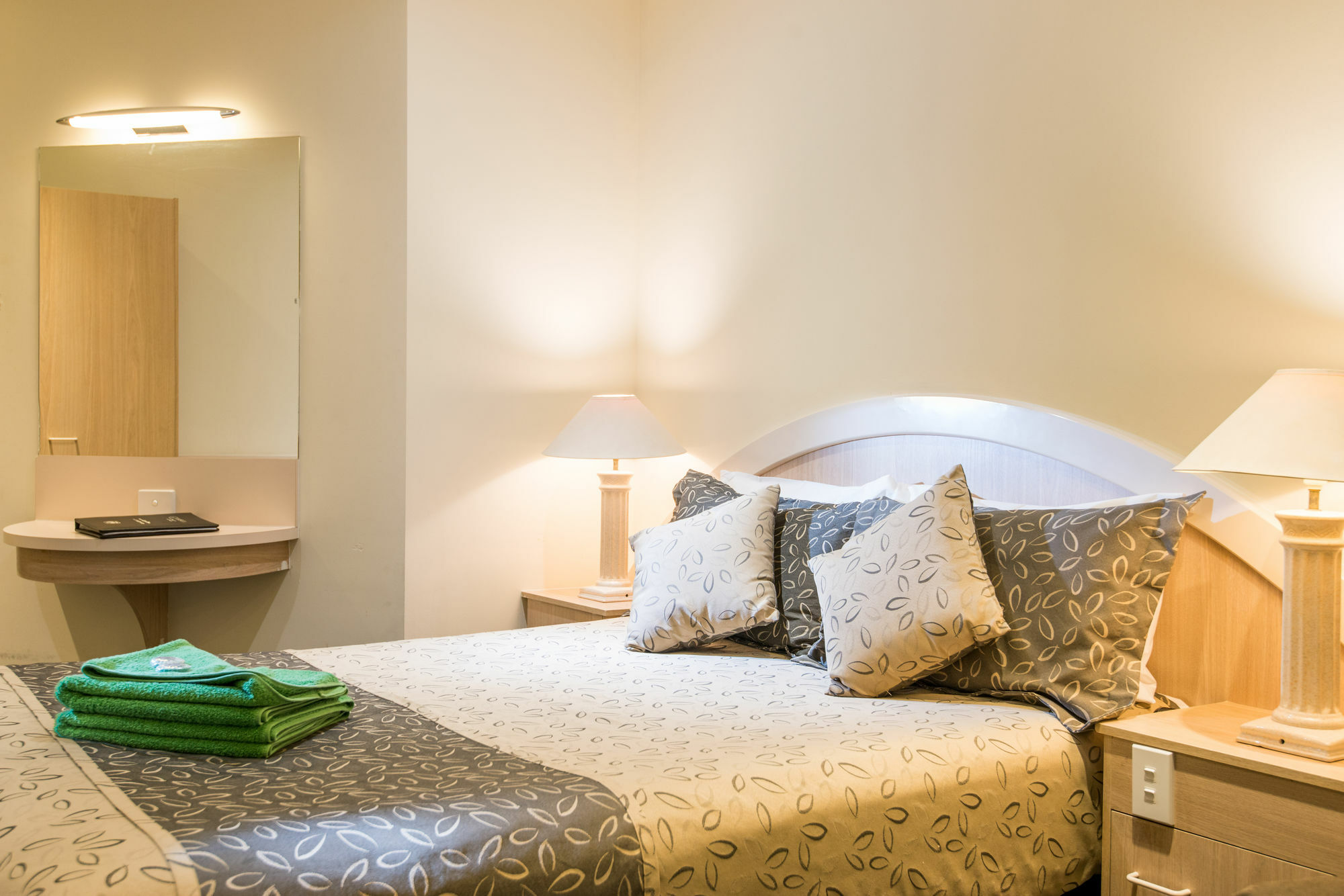 Adelaide Granada Motor Inn Dış mekan fotoğraf